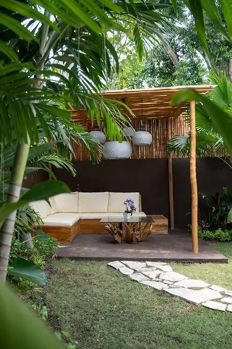 Villa Julietta, 4 Bedroom In The Heart Of Seminyak Seminyak (Bali)